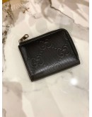 (LIKE NEW) GUCCI CARD AND COIN WALLET IN BLACK GG EMBOSSED PERFORATED LEATHER -FULL SET-