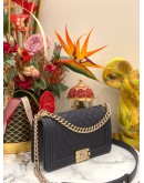 (LIKE NEW) CHANEL BOY MEDIUM IN NAVY BLUE CAVIAR LEATHER -FULL SET-