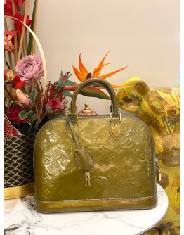 LOUIS VUITTON ALMA MM VERNIS PATENT LEATHER HANDLE BAG
