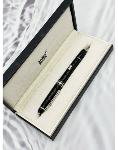MONTBLANC MEISTERSTUCK CLASSIQUE FOUNTAIN PEN M NIB IN BLACK RESIN WITH 14K 585 GOLD NIB AND PLATINUM-COATED TRIMS