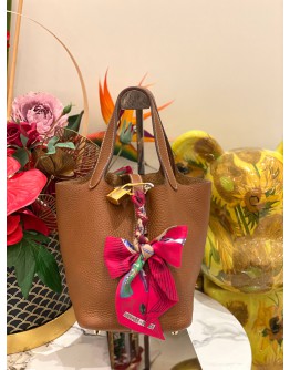 2019 HERMES PICOTIN 18 BROWN TOGO LEATHER WITH GOLD HARDWARE STAMP D