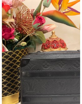 MICROCHIP LOUIS VUITTON M59163 HANDLE SOFT TRUNK CROSSBODY BAG IN BLACK TAURILLON MONOGRAM CALFSKIN LEATHER -FULL SET-