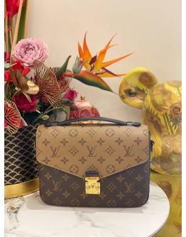 (LIKE NEW) MICROCHIP LOUIS VUITTON METIS POCHETTE MONOGRAM REVERSE 