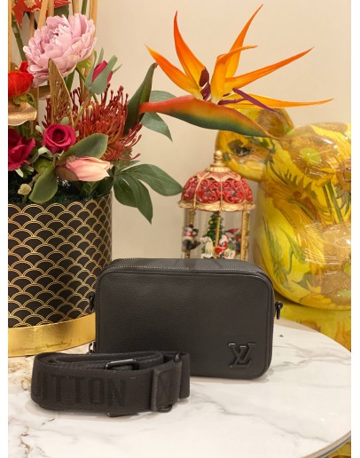 (LIKE NEW) LOUIS VUITTON ALPHA WEARABLE WALLET WITH STRAP