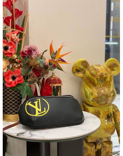 2023 MICROCHIP LOUIS VUITTON LIMITED EDITION BUMP BAG WITH LV LOGO IN BLACK EPI LEATHER