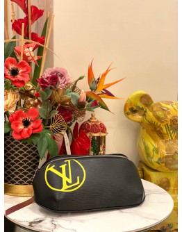 2023 MICROCHIP LOUIS VUITTON LIMITED EDITION BUMP BAG WITH LV LOGO IN BLACK EPI LEATHER