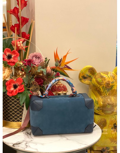 (LIKE NEW) YEAR 2012 HERMES MAXIBOX CABAS 30 BAG