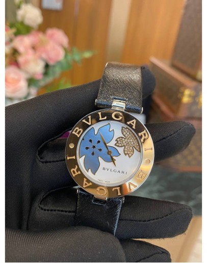 (NEW YEAR SALE) BVLGARI B.ZERO1 LADY 18K 750 GOLD DIAMOND MOTHER OF PEARL FLOWER MOTIF DIAL 35MM QUARTZ YEAR 2021 WATCH FULL SET