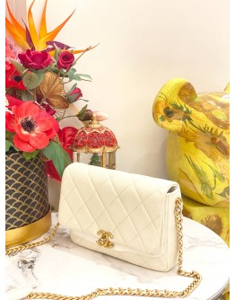 (LIKE NEW) CHANEL CHAIN MELODY FLAP SMALL BAG IN WHITE QUILTED CAVIAR LEATHER- FULL SET-