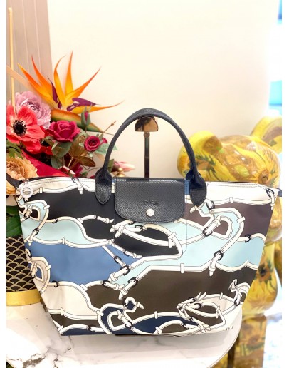 (LIKE NEW) LONGCHAMP LE PLIAGE LARGE SHOULDER BAG IN MULTICOLOURED EQUESTRIAN PRINT