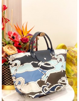 (LIKE NEW) LONGCHAMP LE PLIAGE LARGE SHOULDER BAG IN MULTICOLOURED EQUESTRIAN PRINT