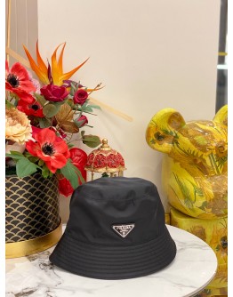(LIKE NEW) PRADA RE-NYLON BUCKET HAT 