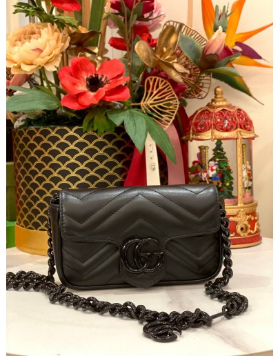 (LIKE NEW) GUCCI BLACK LEATHER GG MARMONT BELT BAG 