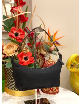 (LIKE NEW) PRADA NYLON SHOULDER BAG 