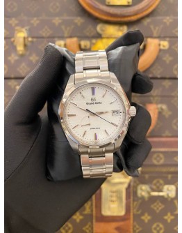 (LIKE NEW) 2019 GRAND SEIKO HERITAGE COLLECTION SPRING DRIVE SNOWFLAKE TITANIUM REF. SBGA211 WHITE SNOWFLAKE DIAL 41MM AUTOMATIC WATCH