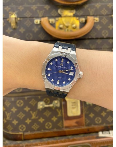 2020 MAURICE LACROIX AIKON AUTOMATIC DIAMOND REF AI6006-SS001-450-1 BLUE CLOUS DE PARIS DIAL 35MM AUTOMATIC WATCH