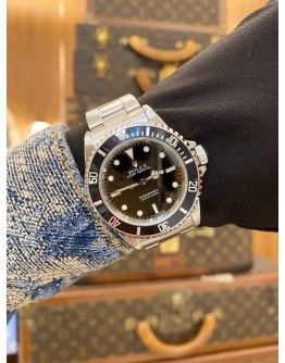 (LIKE NEW) 2006 ROLEX SUBMARINER BLACK DIAL REF. 14060 40MM AUTOMATIC WATCH
