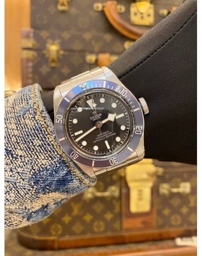 (LIKE NEW) 2023 TUDOR BLACK BAY BLUE REF. 79230 BLACK DIAL 41MM AUTOMATIC WATCH
