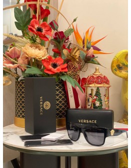 (LIKE NEW) VERSACE GOLD MEDUSA BLACK SQUARE SUNGLASSES FULL SET