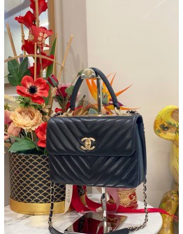 (LIKE NEW) CHANEL TRENDY BLACK CC CHEVRON LEATHER FLAP BAG FULL SET