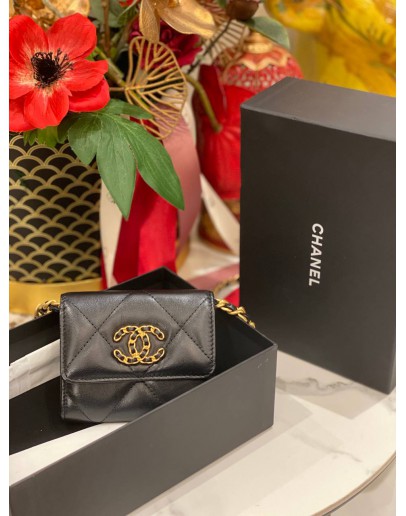 (LIKE NEW) 2020 CHANEL 19 FLAP COIN PURSE WITH CHAIN 