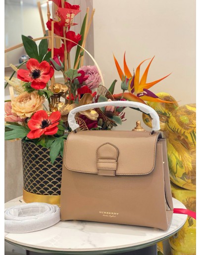(BRAND NEW) BURBERRY CAMBERLEY CHECK CANVAS TOP HANDLE BAG WITH STRAP
