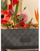 (LIKE NEW)GUCCI BLACK GG SUPREME CANVAS MESSENGER CROSSBODY BAG FULL SET
