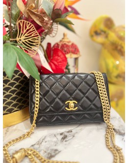 CHANEL WALLET ON CHAIN