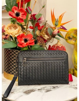 BOTTEGA VENETA INTRECCIATO LEATHER ZIPEED CLUTCH IN BLACK