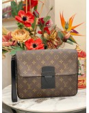 (LIKE NEW) LOUIS VUITTON MONOGRAM S LOCK CLUTCH 
