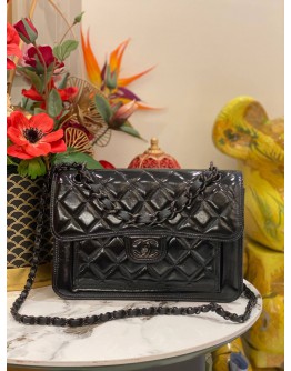 (BRAND NEW) MICROCHIP CHANEL MEDIUM SO BLACK FLAP BAG 