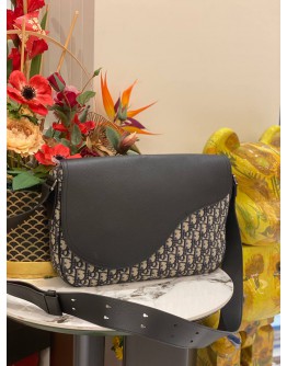 (LIKE NEW) 2022 CHRISTIAN DIOR SADDLE FLAP MESSENGER BAG 