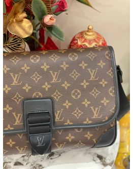 (UNUSED) 2024 LOUIS VUITTON ARCHY MONOGRAM CANVAS MESSENGER BAG 