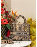 (LIKE NEW) CHRISTIAN DIOR MEDIUM LADY D-LITE BAG WITH STRAP