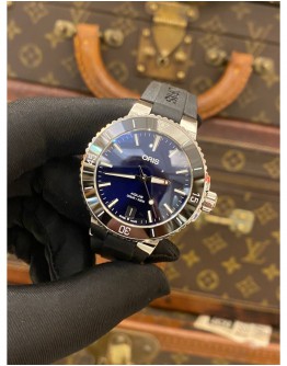 (LIKE NEW) 2018 ORIS AQUIS (SUBMODEL) REF 01.733.7731.4135 BLUE DIAL 36.5MM AUTOMATIC WATCH FULL SET