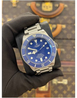 (UNUSED) 2020 TUDOR PELAGOS TITANIUM REF 25600TB BLUE DIAL BLUE BEZEL 42MM AUTOMATIC WATCH FULL SET