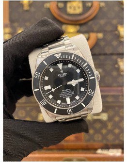 (LIKE NEW) 2024 TUDOR PELAGOS BLACK TITANIUM REF 25600T 42MM AUTOMATIC WATCH