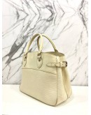 LOUIS VUITTON VINTAGE MEDIUM PASSY WHITE LEATHER BAG