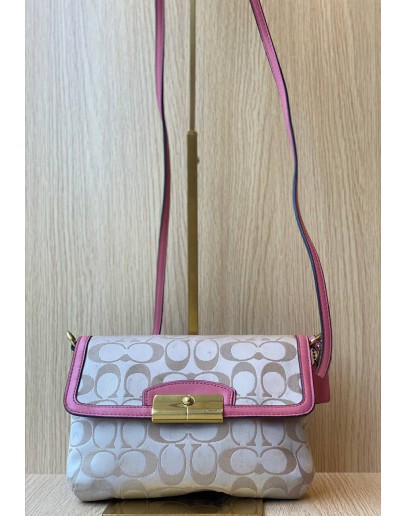 COACH WRISTLET KRISTIN BEIGE SIGNATURE CANVAS PINK LEATHER BAG