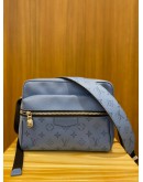 LOUIS VUITTON OUTDOOR MESSENGER CROSSBODY BAG