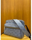 LOUIS VUITTON OUTDOOR MESSENGER CROSSBODY BAG